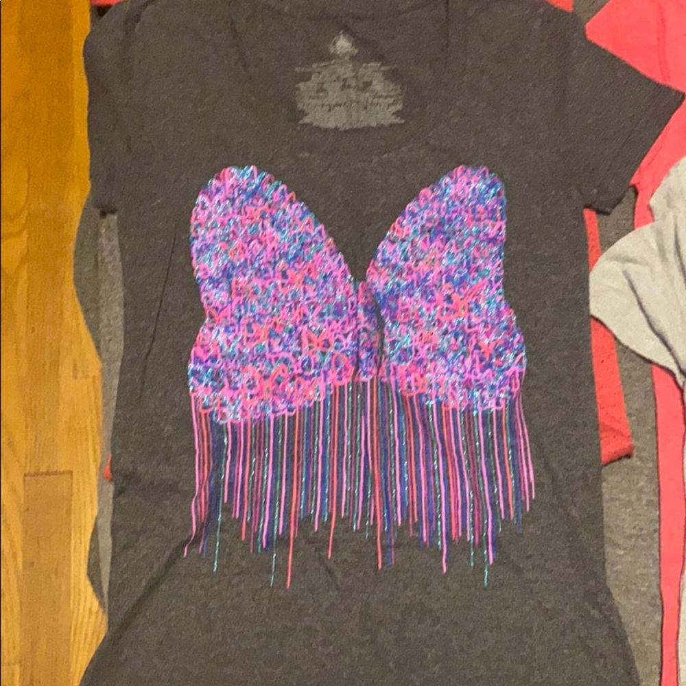 Too small - Picture 2 of 9